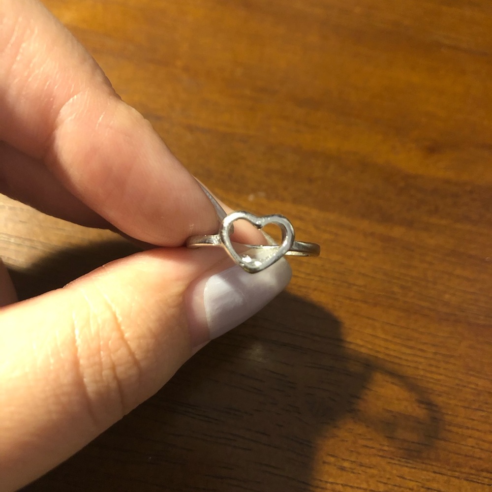 ✨FREE✨ Silver Heart Ring 🤍